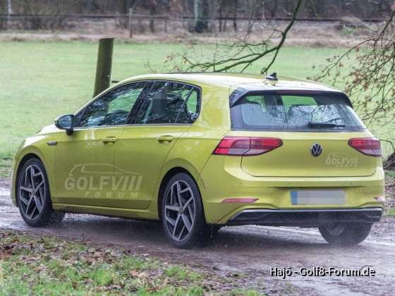 VW Golf 8 - bei Testfahrten erwischt