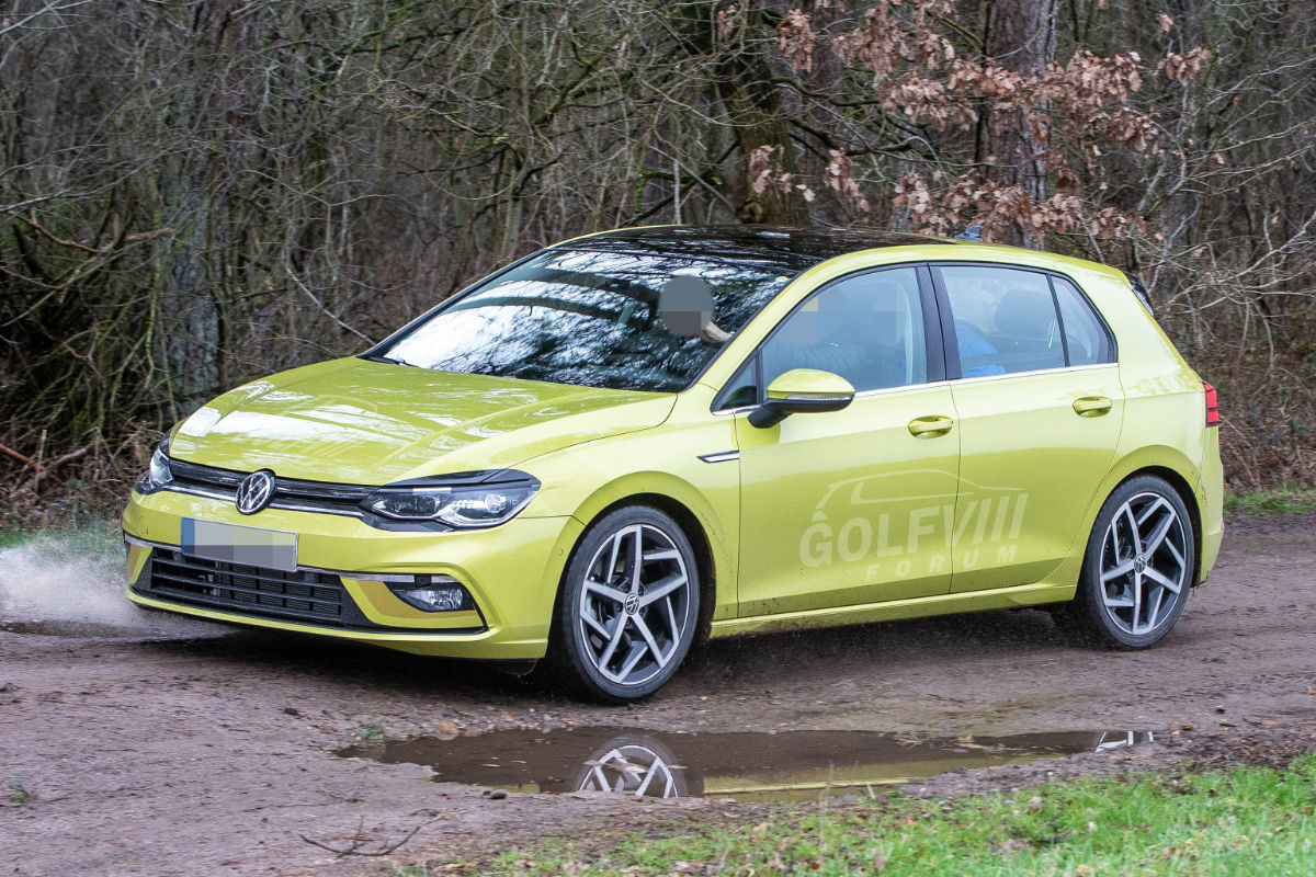 VW Golf 8 - bei Testfahrten erwischt