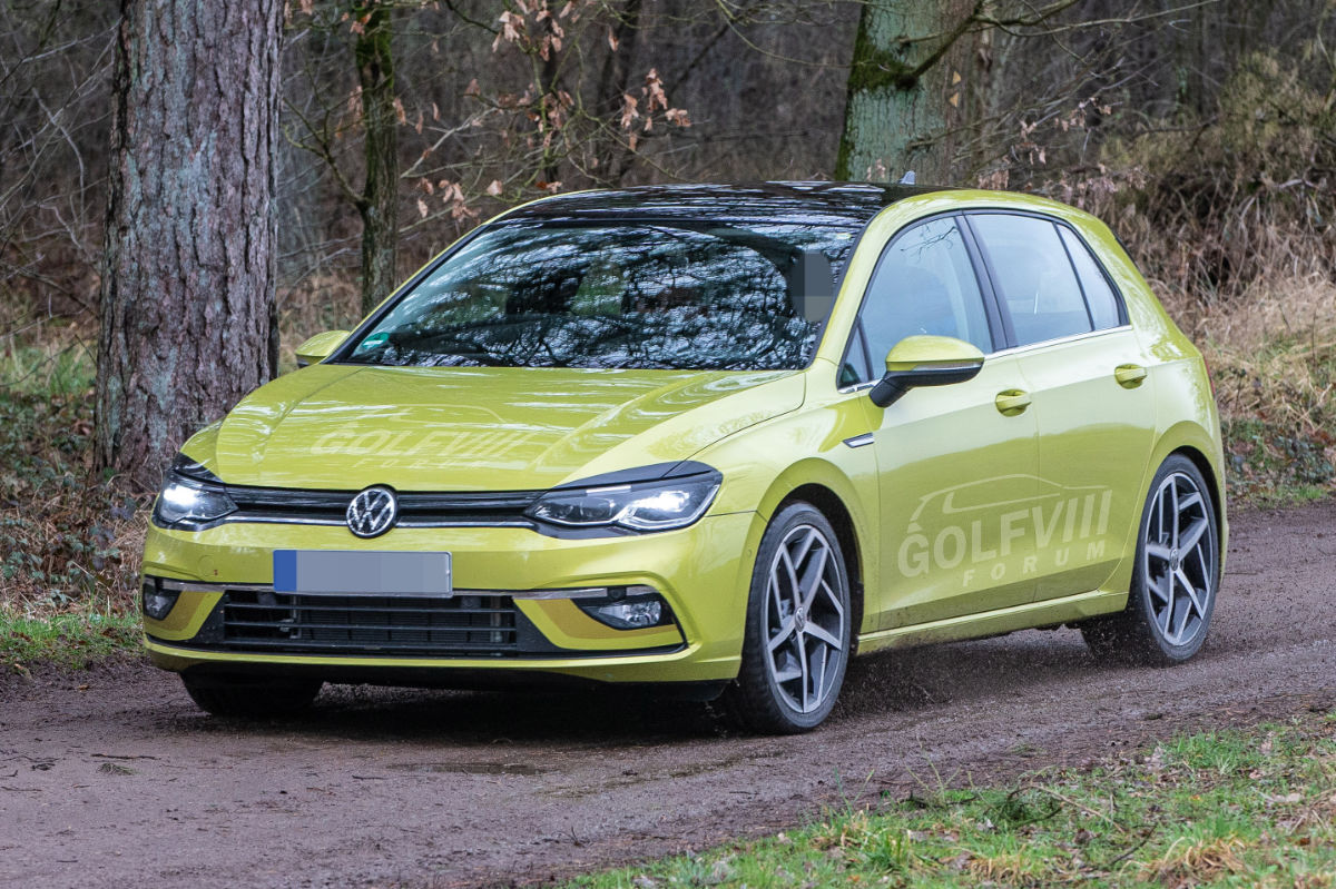 VW Golf 8 - bei Testfahrten erwischt