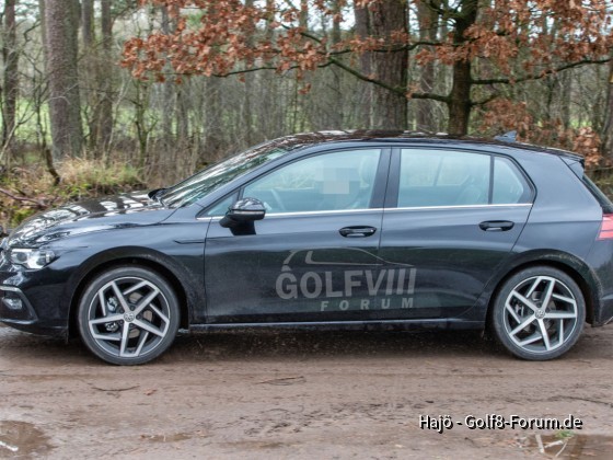 VW Golf 8 - bei Testfahrten erwischt