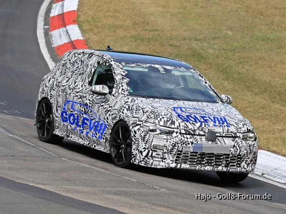 VW Golf 8 GTI - Erlkönig auf Nordschleife erwischt