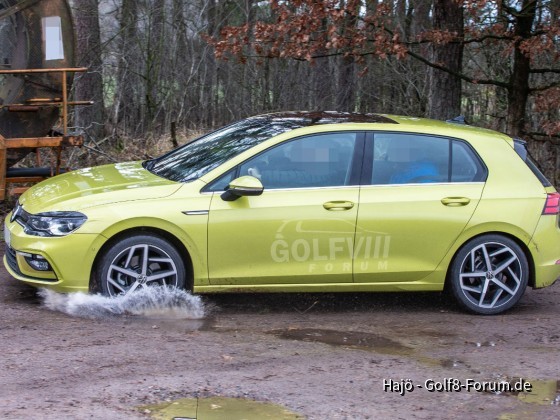 VW Golf 8 - bei Testfahrten erwischt