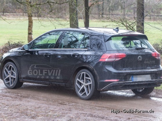 VW Golf 8 - bei Testfahrten erwischt